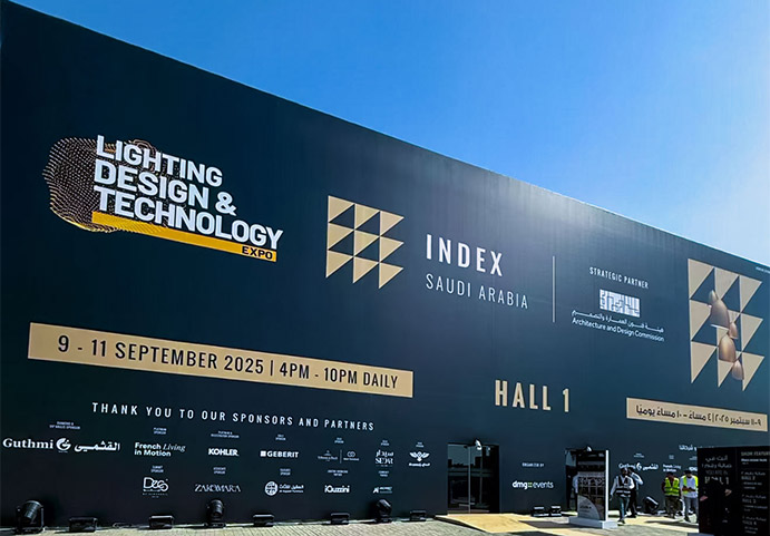 INDEX開(kāi)幕首日丨HECOR創(chuàng)新未來(lái)辦公空間，點(diǎn)燃全場(chǎng)！